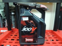 Фото и подробное описание Масло Motul 300V FL ROAD RACING 10w40, 100% синтетическое для 4-х тактных двигателей мотоциклов (4л)