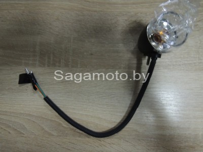 Поворотник правый передний